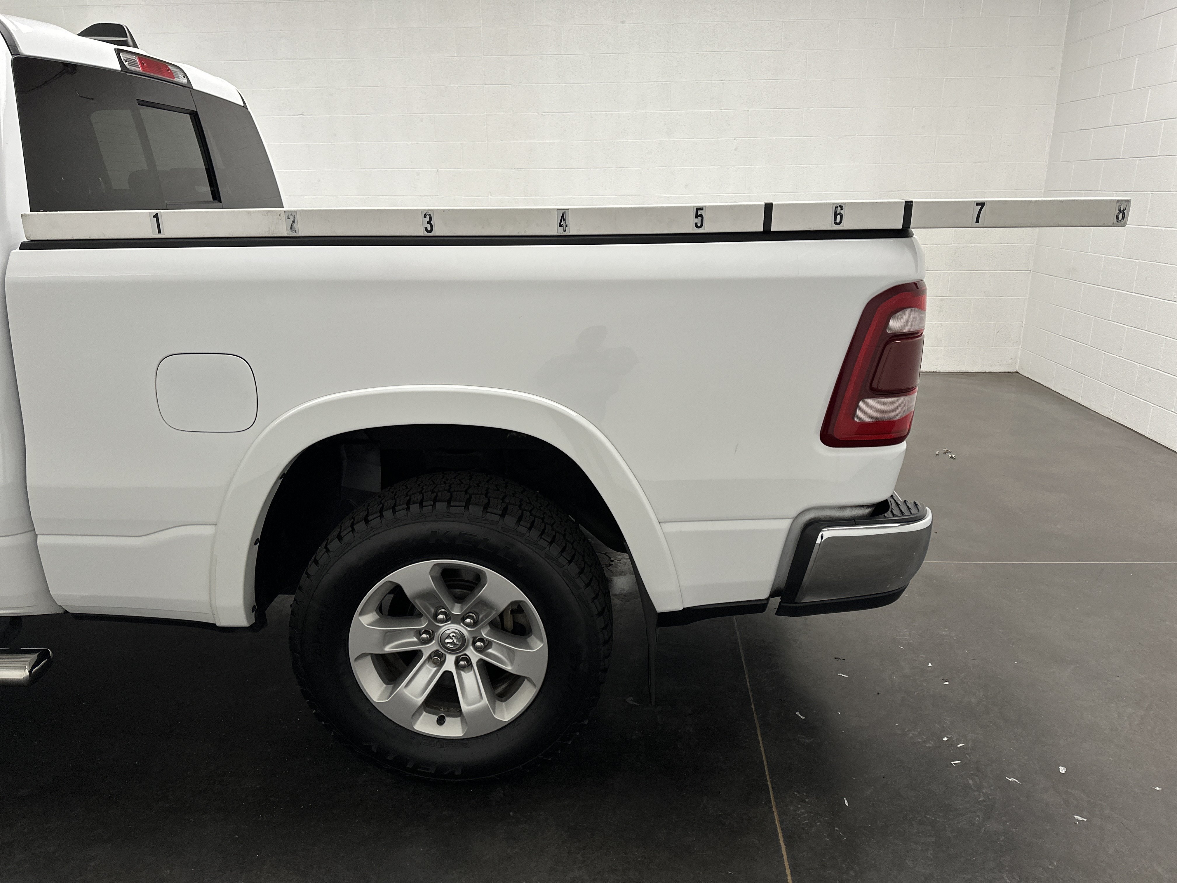 Used 2020 RAM 1500 Laramie AWD/4WD image 6
