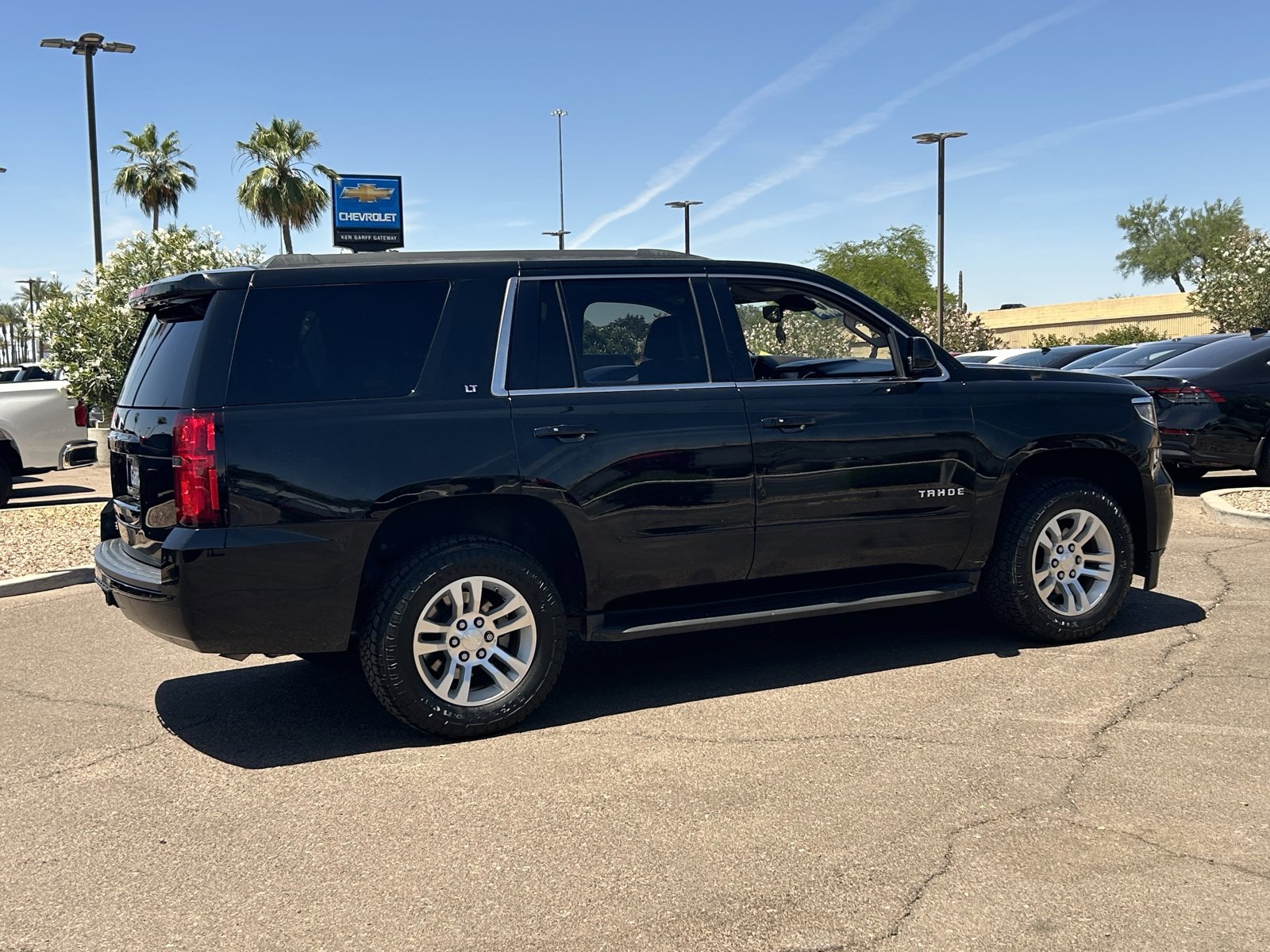 Certified 2020 Chevrolet Tahoe LT w/ Luxury Package AWD/4WD image 5