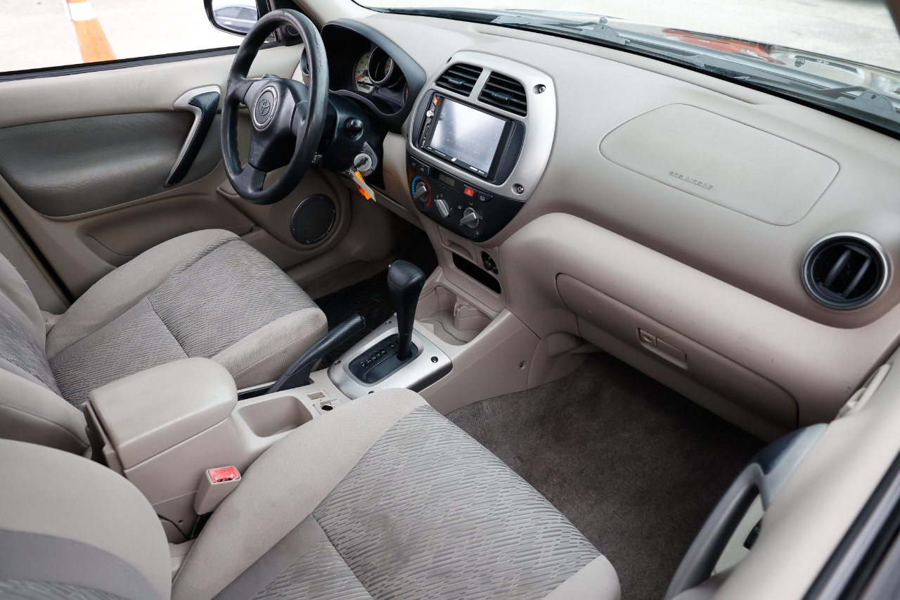 Used 2002 Toyota RAV4 2WD image 16