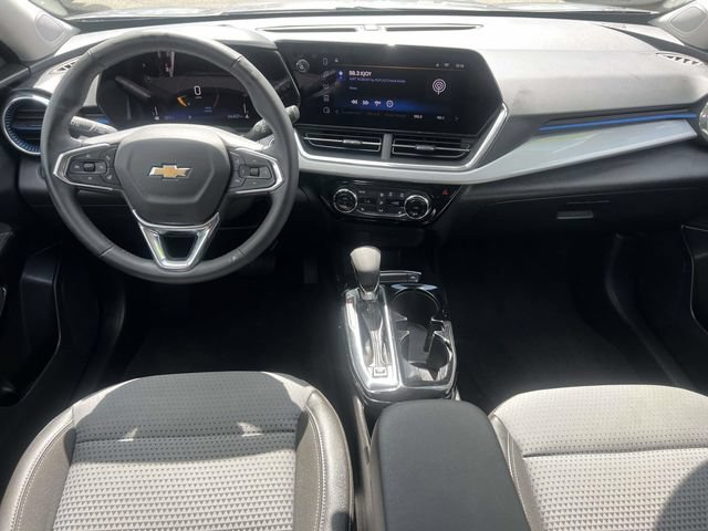Certified 2024 Chevrolet Trax LT w/ Driver Confidence Package FWD image 14