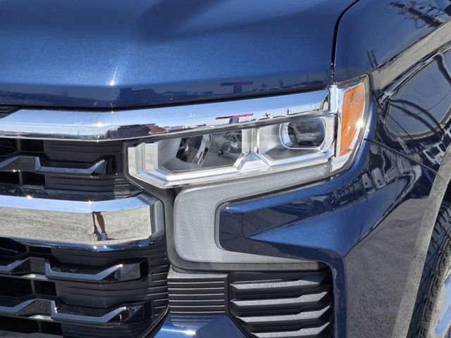Used 2023 Chevrolet Silverado 1500 LT AWD/4WD image 9