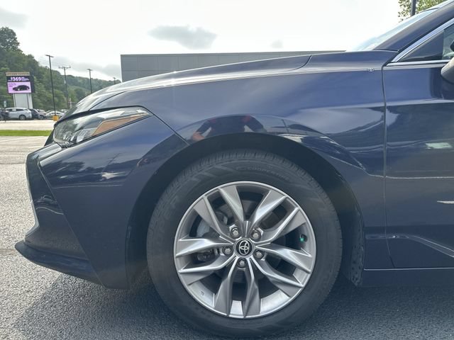 Used 2021 Toyota Avalon XLE w/ Moonroof Package AWD/4WD image 21