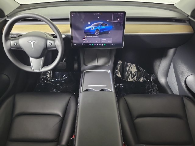 Used 2022 Tesla Model Y Long Range AWD/4WD image 16