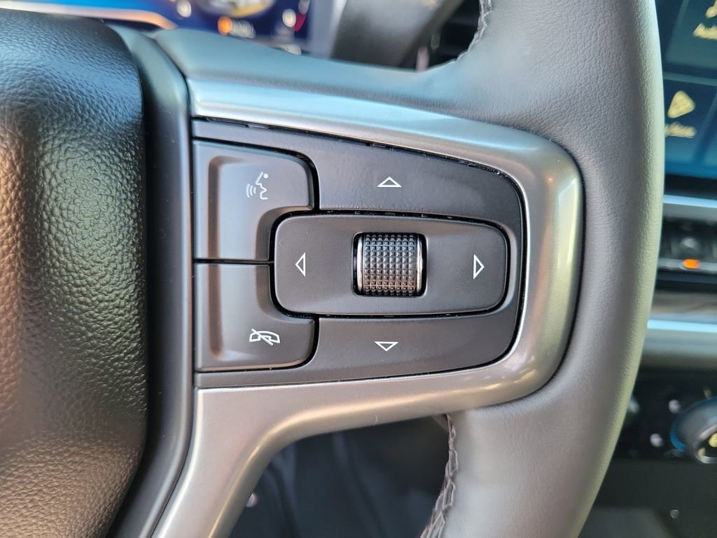 Used 2025 Chevrolet Silverado 1500 RST w/ LPO, Dark Essentials Package image 6