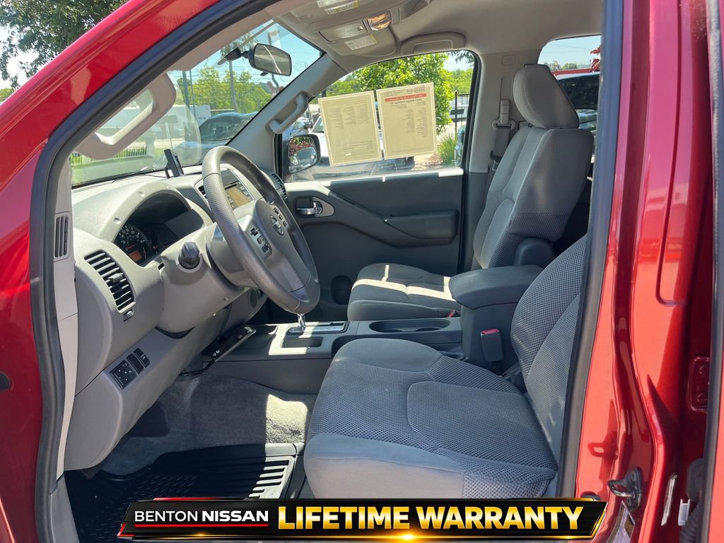 Used 2013 Nissan Frontier SV RWD image 10