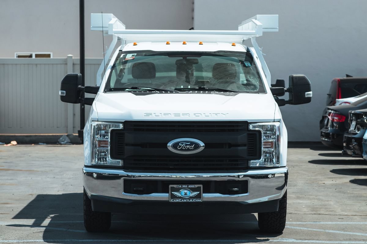 Used 2017 Ford F350 XL w/ Power Equipment Group RWD image 4