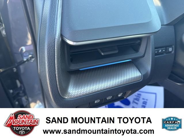 Used 2024 Toyota Prius XLE image 15