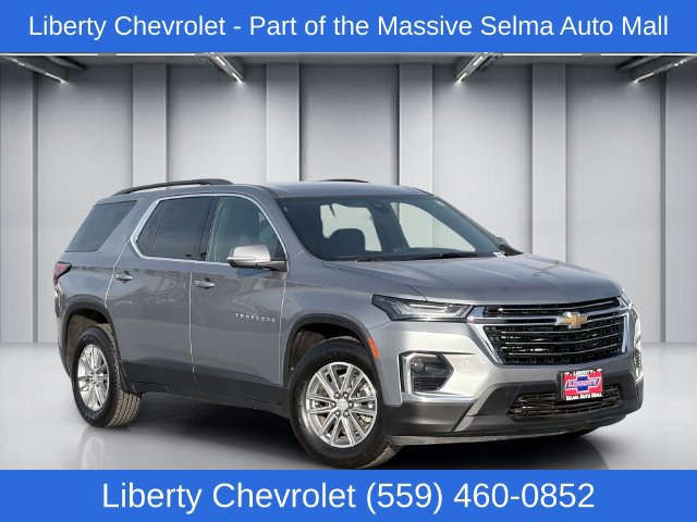 Used 2023 Chevrolet Traverse LT AWD/4WD image 1