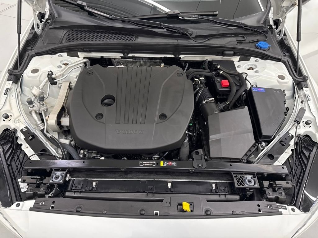 Used 2024 Volvo S60 B5 Plus image 10