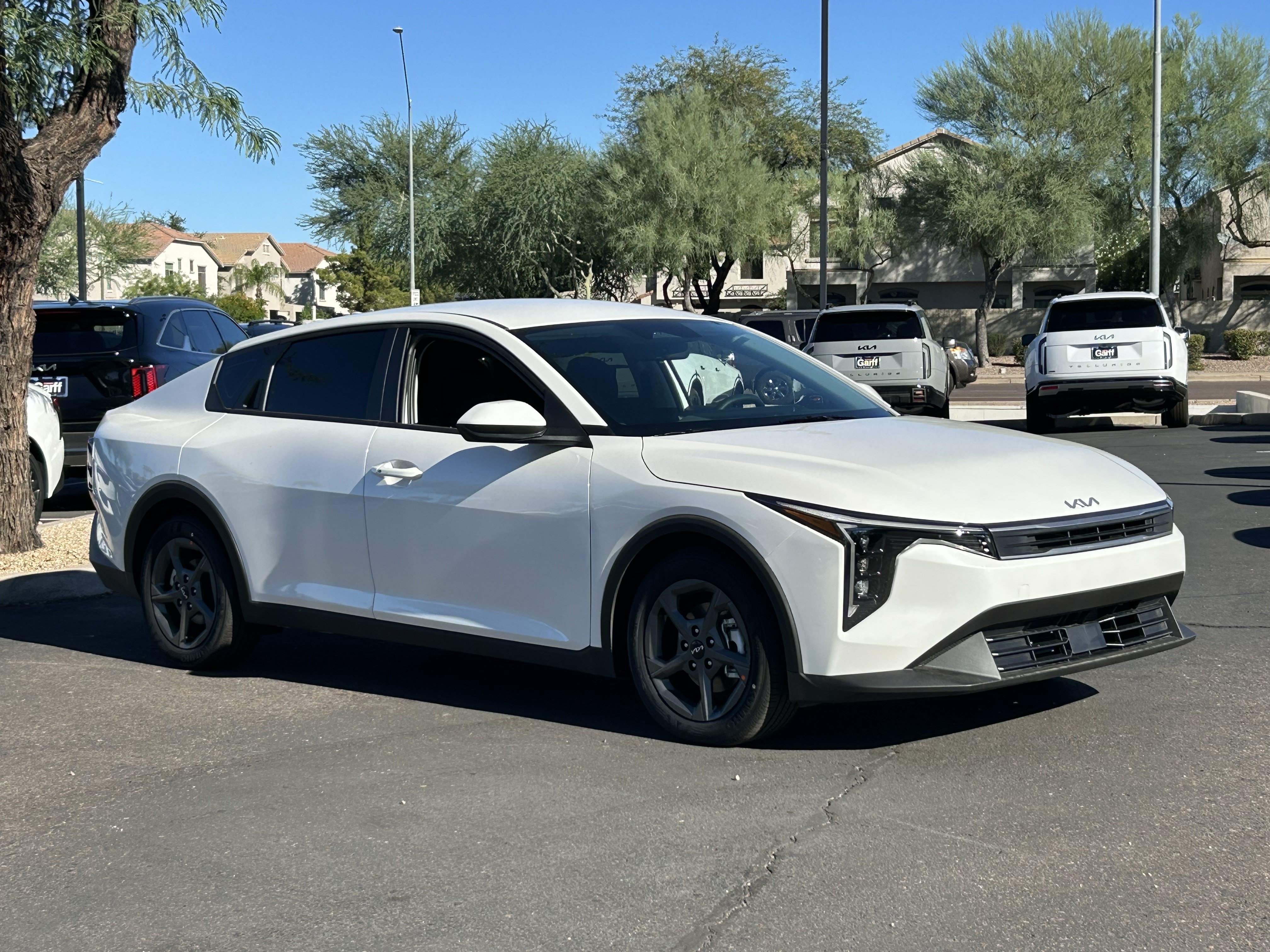 New 2026 Kia K4 FWD image 32