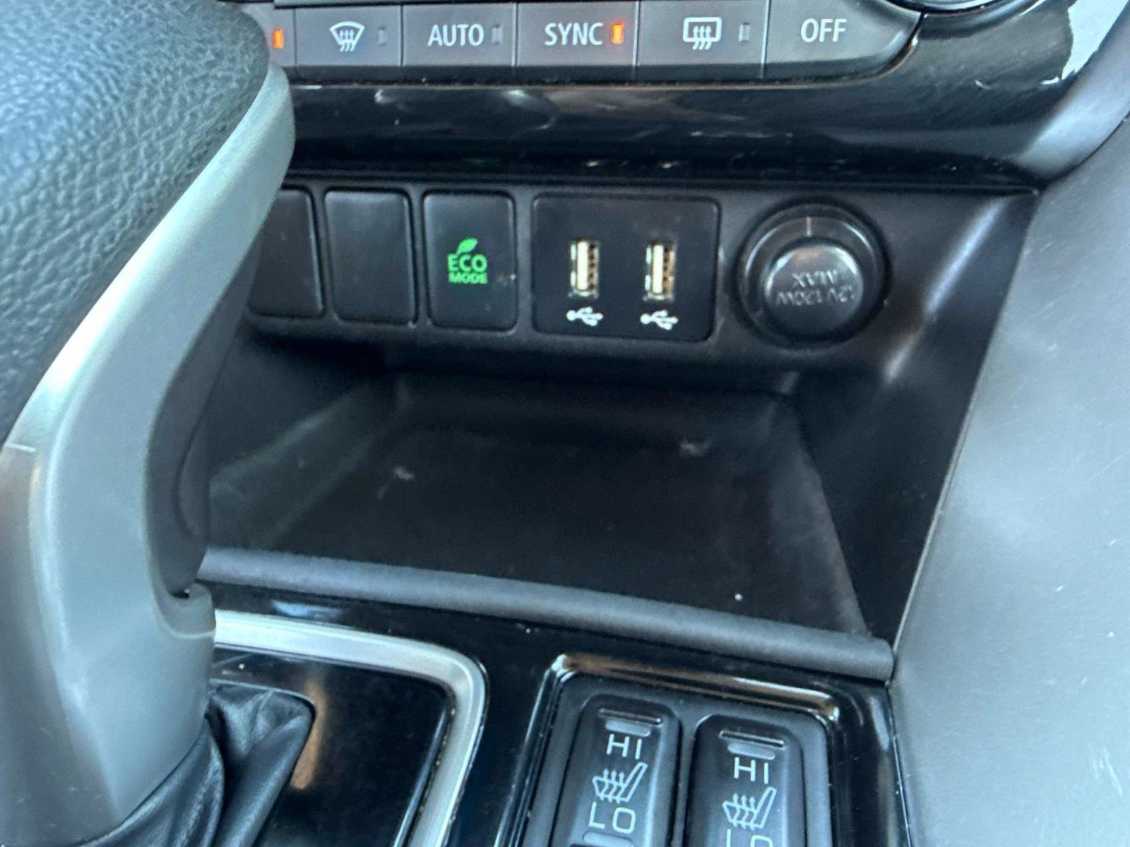 Used 2024 Mitsubishi Eclipse Cross SE image 29