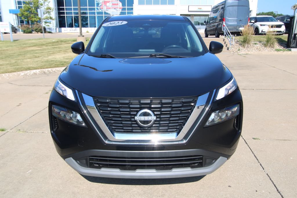 Used 2023 Nissan Rogue S AWD/4WD video 2