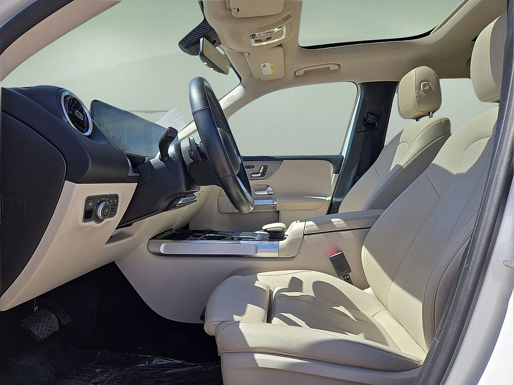 Used 2021 Mercedes-Benz GLB 250 GLB 250 image 23
