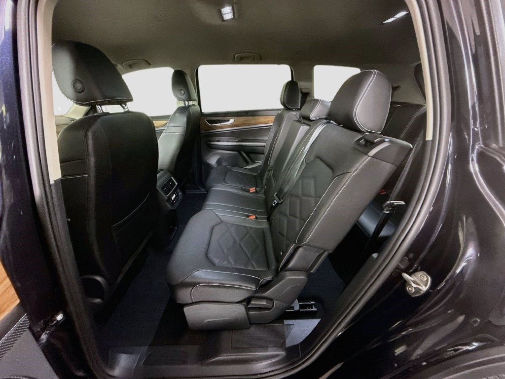 Used 2026 Volkswagen Atlas SE FWD image 24