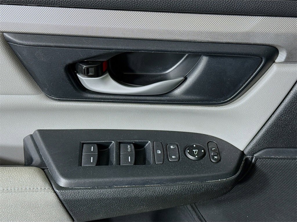 Used 2019 Honda CR-V LX image 22