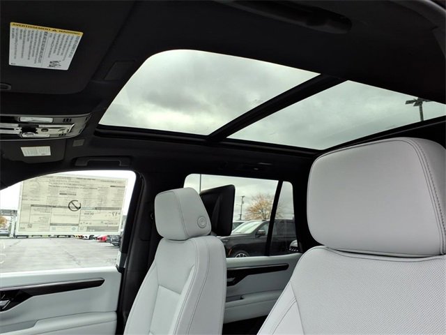 New 2026 Chevrolet Tahoe Premier image 8