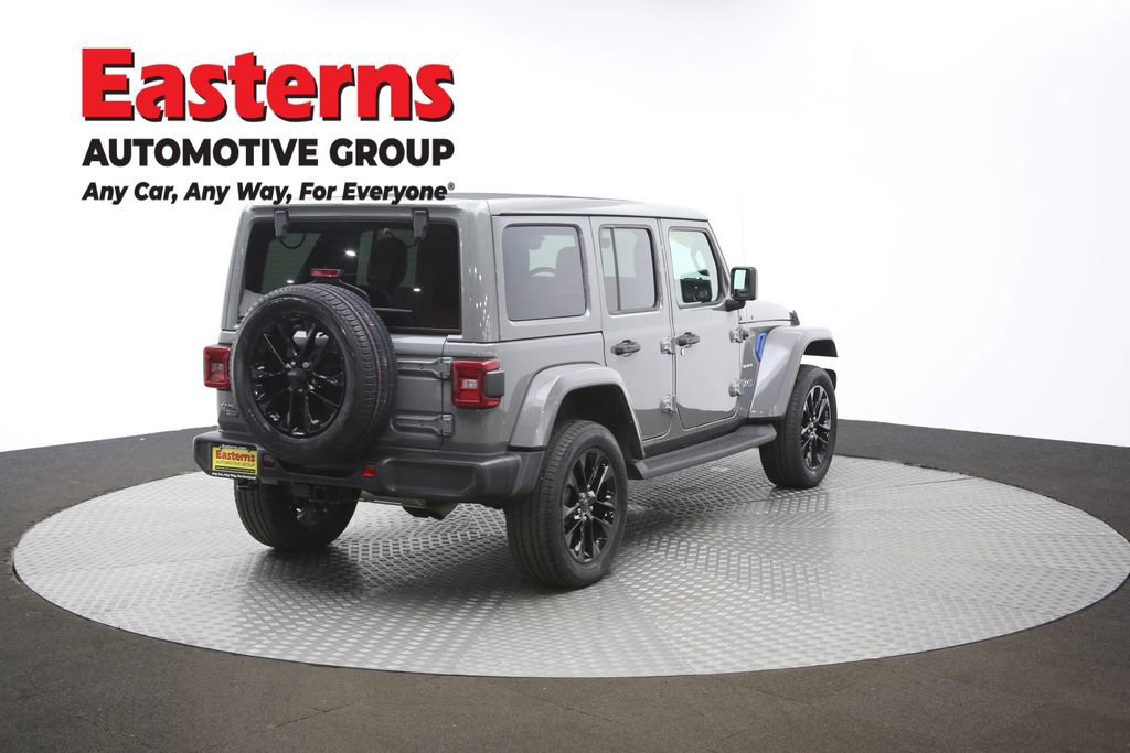 Used 2021 Jeep Wrangler Unlimited Sahara w/ Cold Weather Group image 42