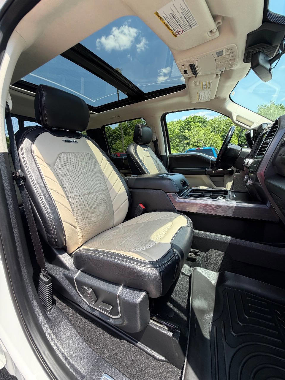 Used 2020 Ford F350 Limited AWD/4WD image 42