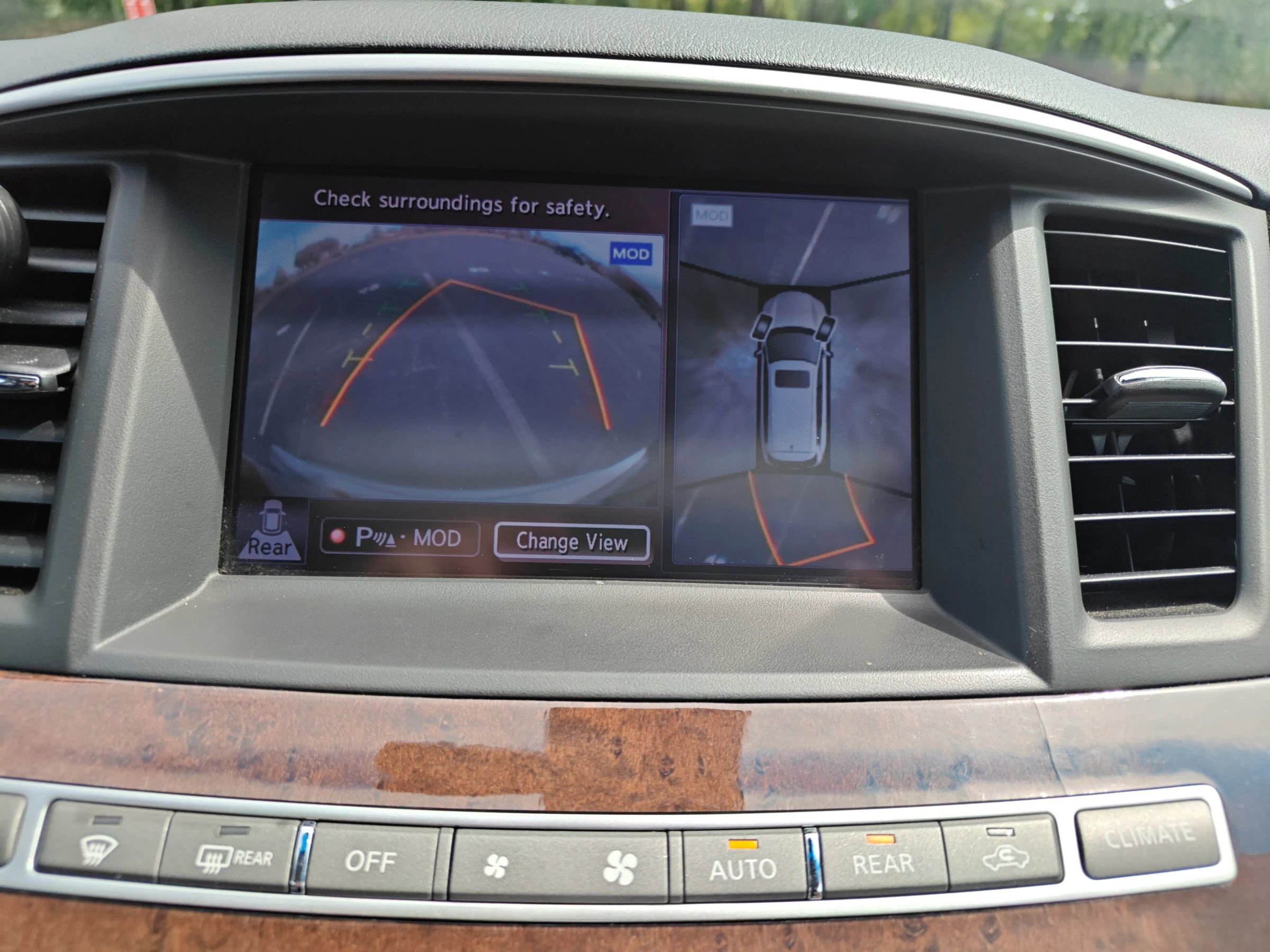 Used 2013 INFINITI JX35 AWD w/ Premium Pkg image 11