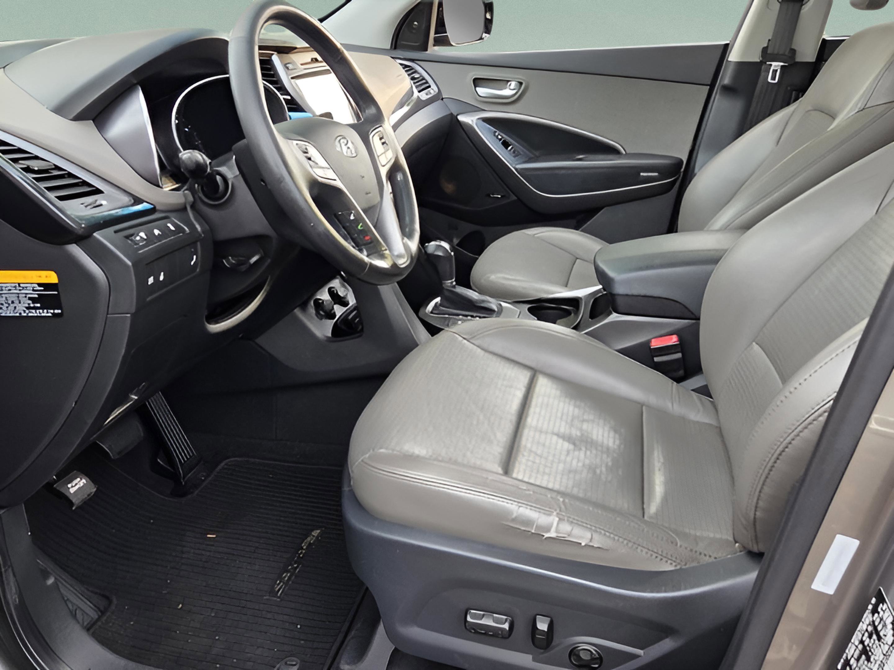 Used 2014 Hyundai Santa Fe Sport 2.0T w/ Technology Package 05 image 12