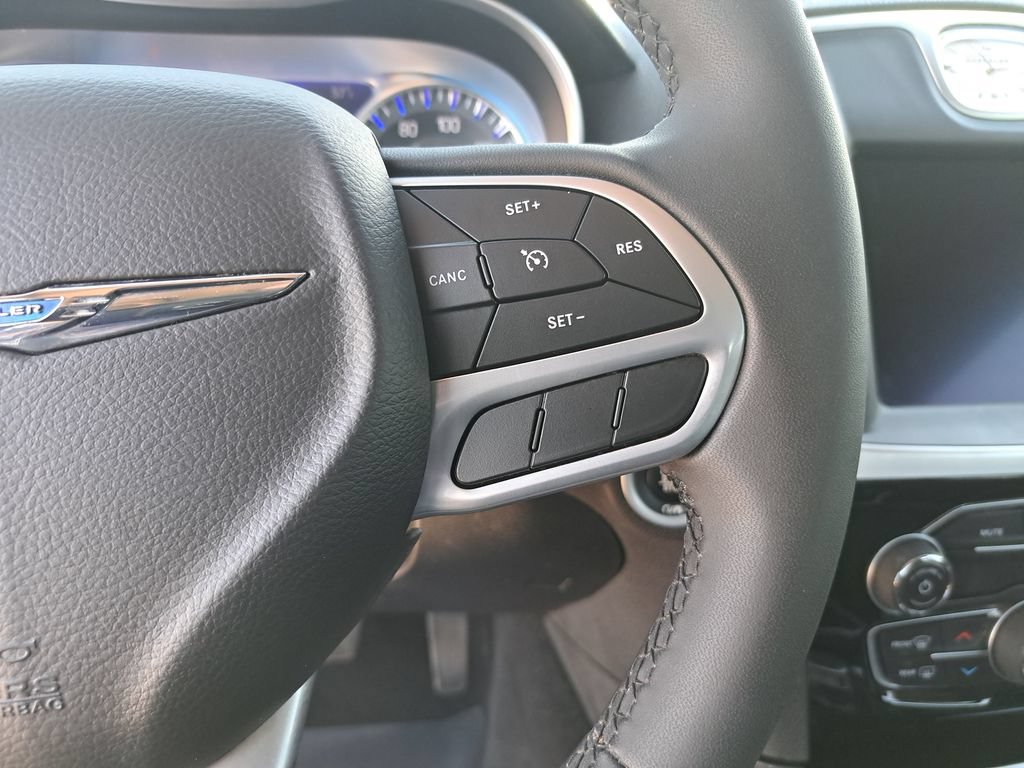 Certified 2023 Chrysler 300 Touring w/ Sport Appearance Package RWD image 18