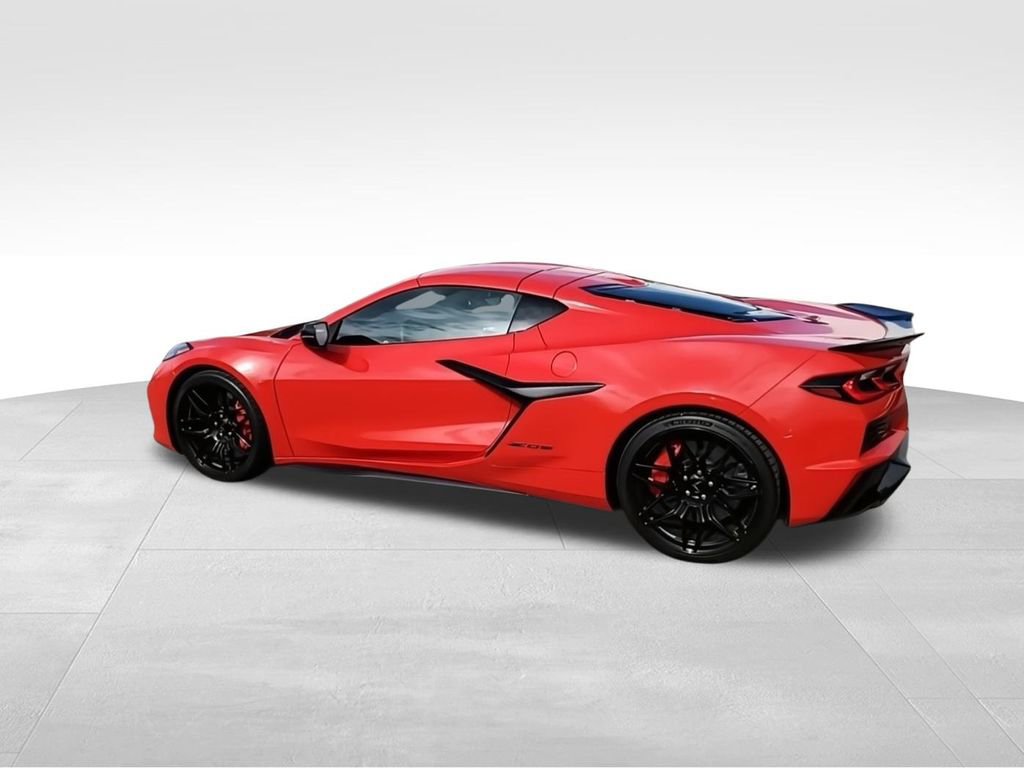 Used 2023 Chevrolet Corvette Z06 w/ Stealth Interior Trim Package image 8