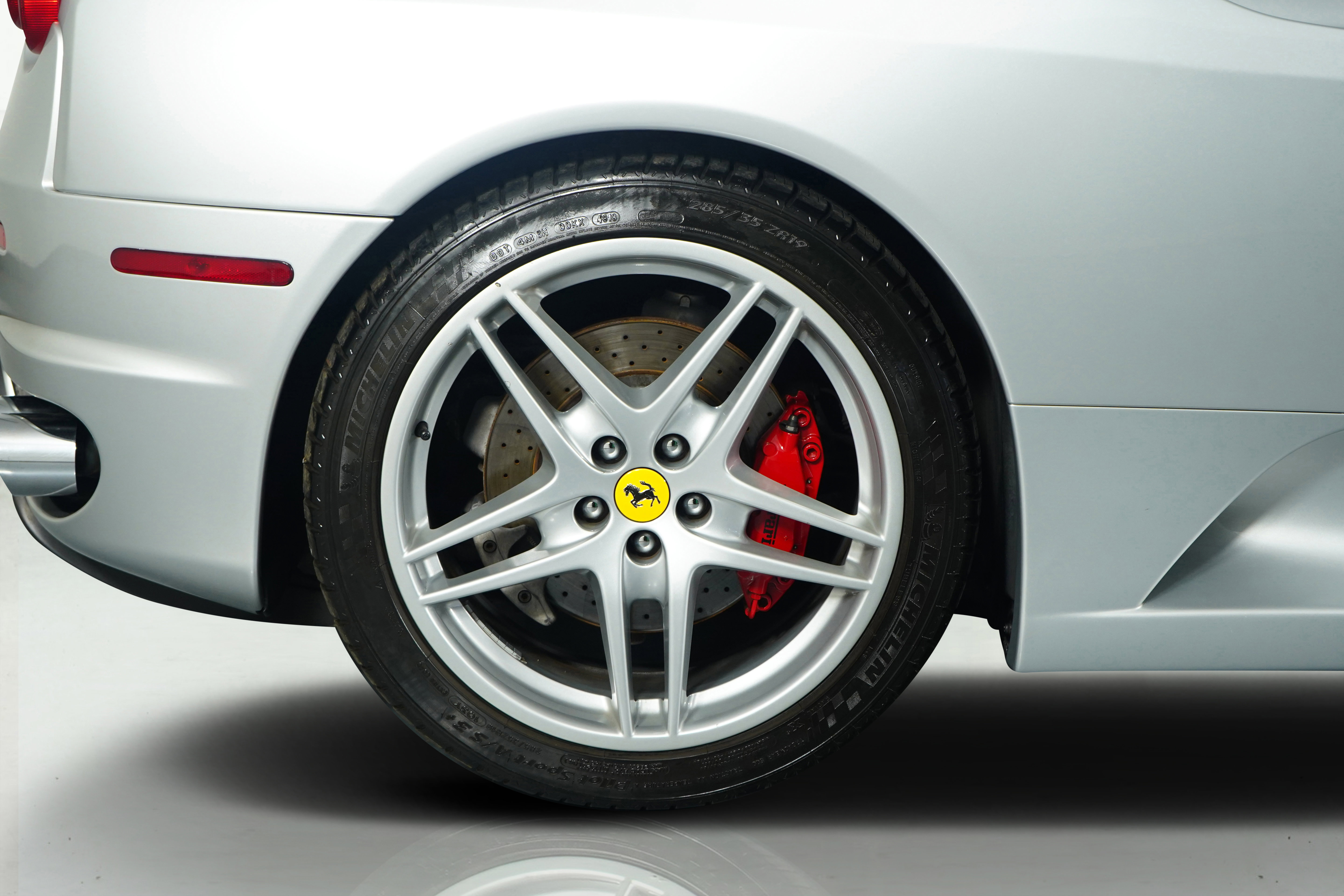 Used 2005 Ferrari F430 Spider image 11