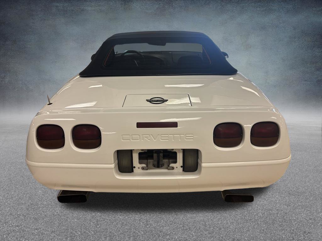 Used 1994 Chevrolet Corvette Convertible RWD image 5