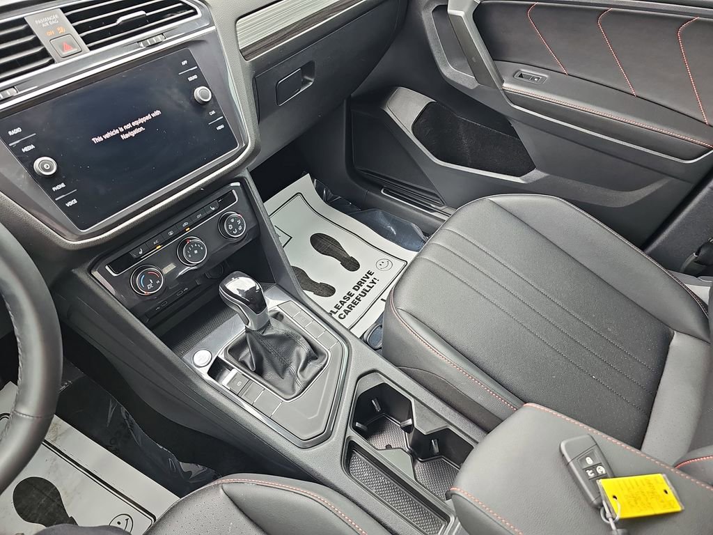 Used 2024 Volkswagen Tiguan Wolfsburg Edition FWD image 31