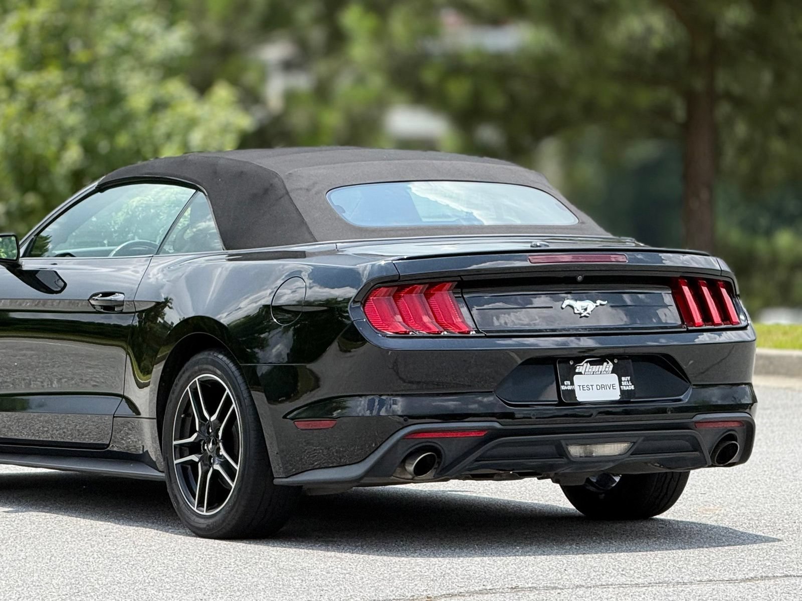 Used 2019 Ford Mustang Premium RWD image 44