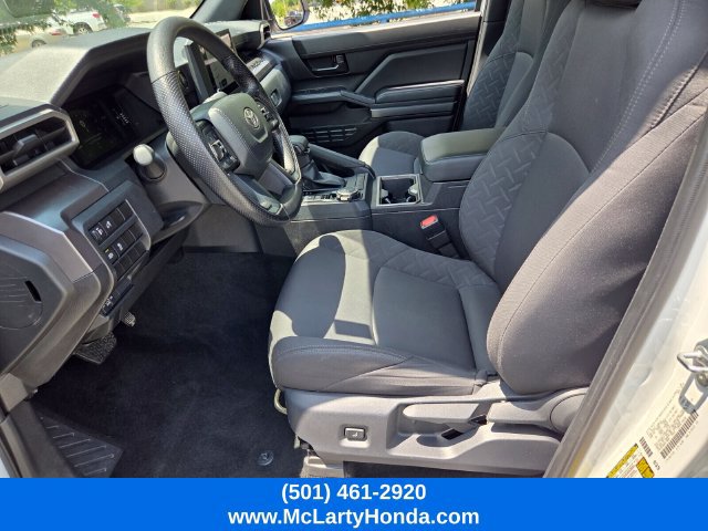 Used 2025 Toyota Tacoma SR5 AWD/4WD image 11