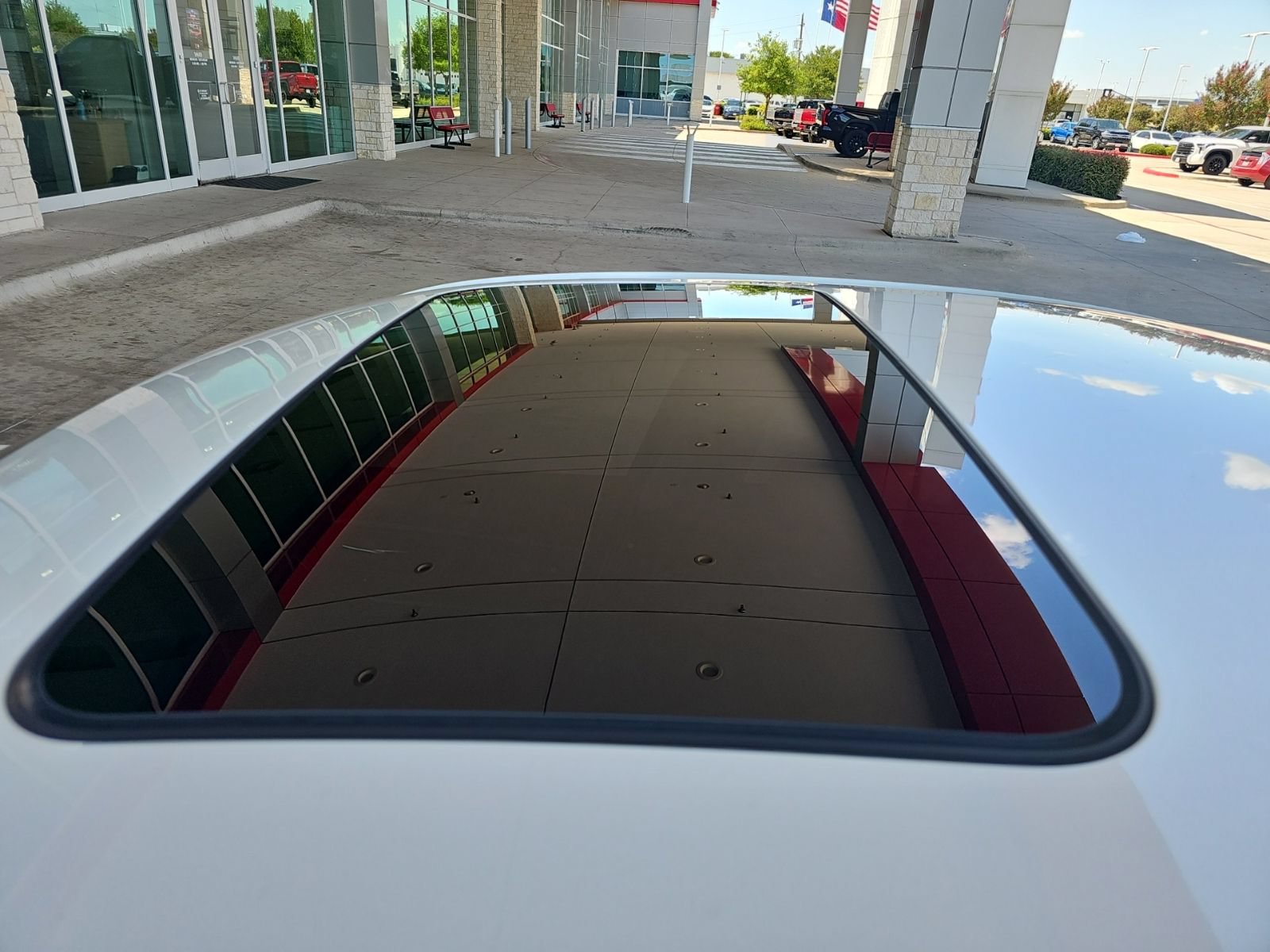 Used 2015 BMW 328i Sedan RWD image 4