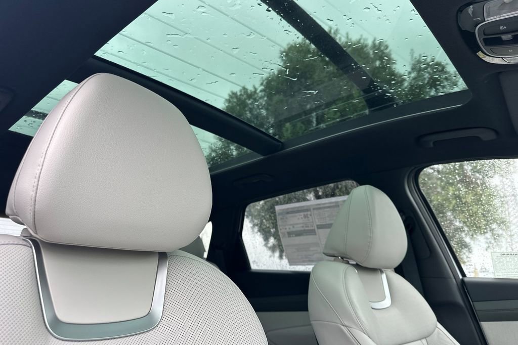 New 2026 Hyundai Tucson Limited image 14