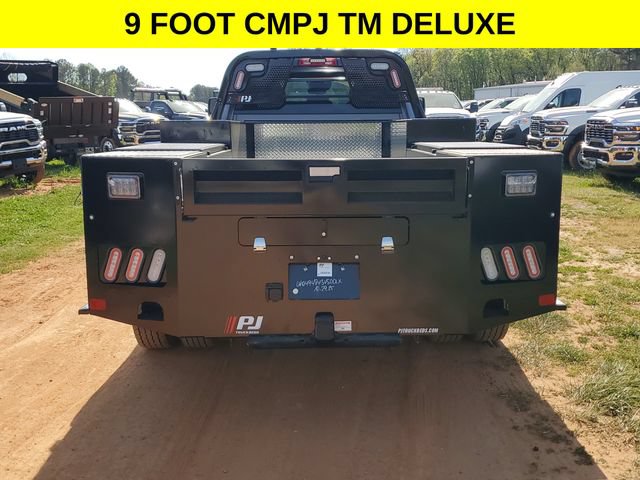 New 2025 RAM 5500 Tradesman AWD/4WD image 5