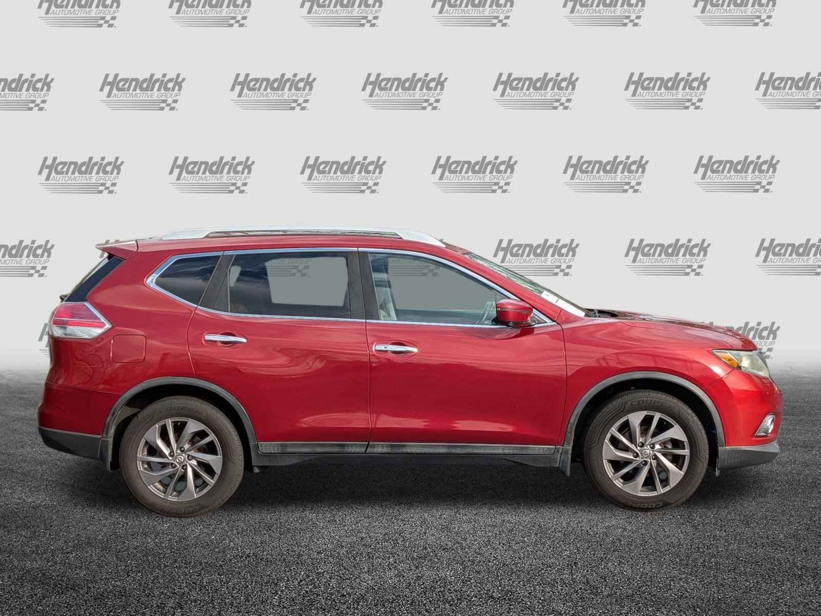 Used 2016 Nissan Rogue SL w/ SL Premium Package image 10