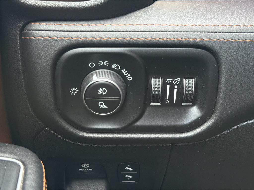 Used 2020 RAM 1500 Limited AWD/4WD image 14