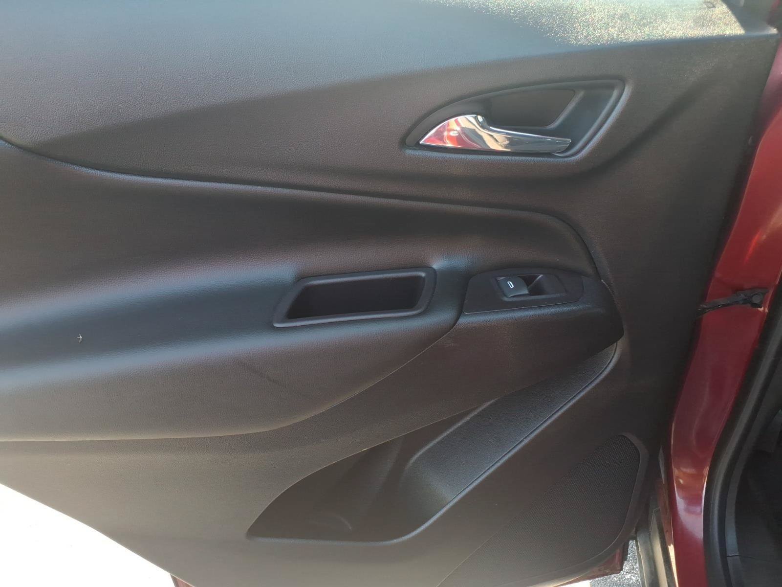 Used 2021 Chevrolet Equinox LT FWD image 11