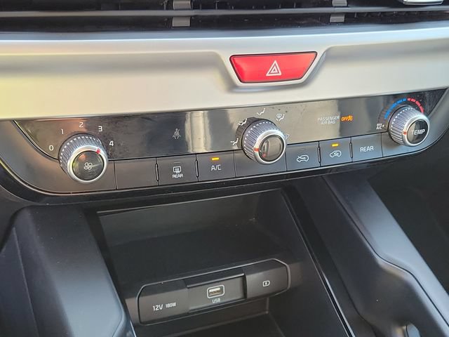 Used 2021 Kia Telluride LX FWD image 17