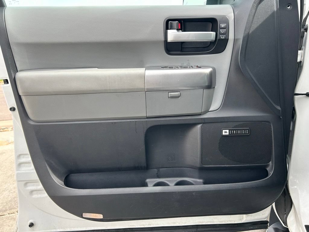 Used 2022 Toyota Sequoia Limited AWD/4WD image 14