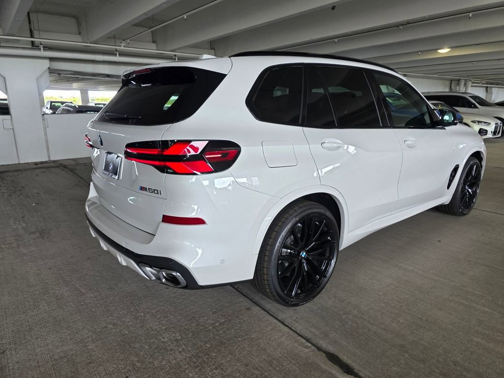 New 2026 BMW X5 M60i image 4