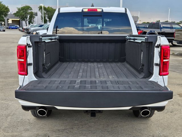 Used 2025 RAM 1500 Limited w/ Body Color Bumper Group AWD/4WD image 7