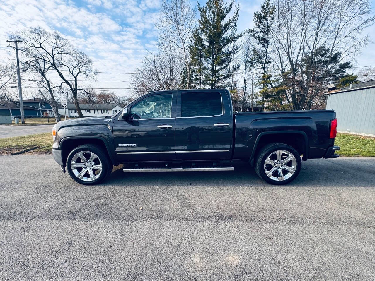 Used 2014 GMC Sierra 1500 SLT w/ SLT Preferred Package image 16