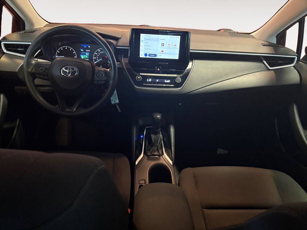 Used 2024 Toyota Corolla LE FWD image 10