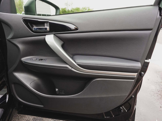 New 2026 Mitsubishi Eclipse Cross SE image 11