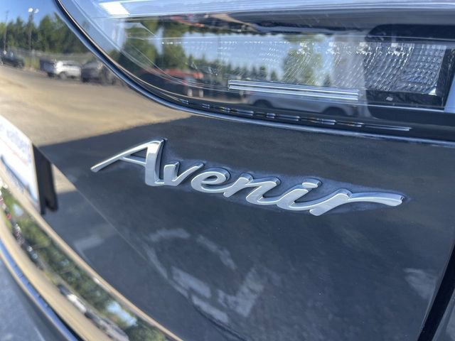Used 2022 Buick Envision Avenir w/ Technology Package II FWD image 17