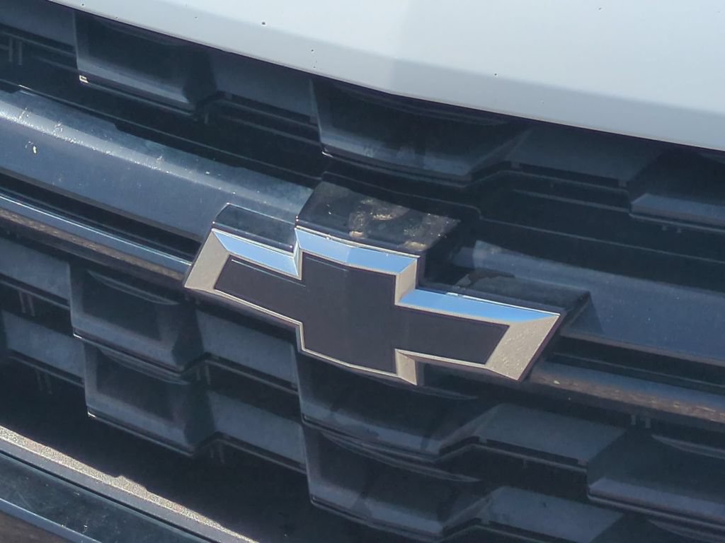 Used 2022 Chevrolet Colorado LT w/ Redline Special Edition RWD image 13