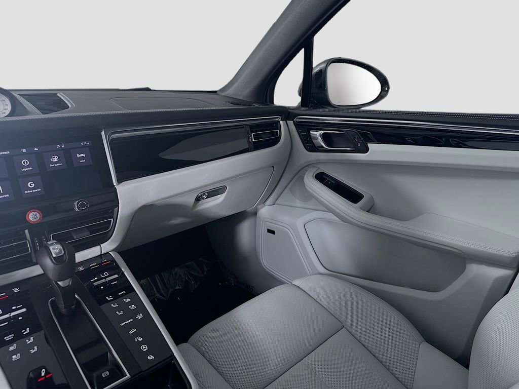 New 2026 Porsche Macan Turbo AWD/4WD image 26