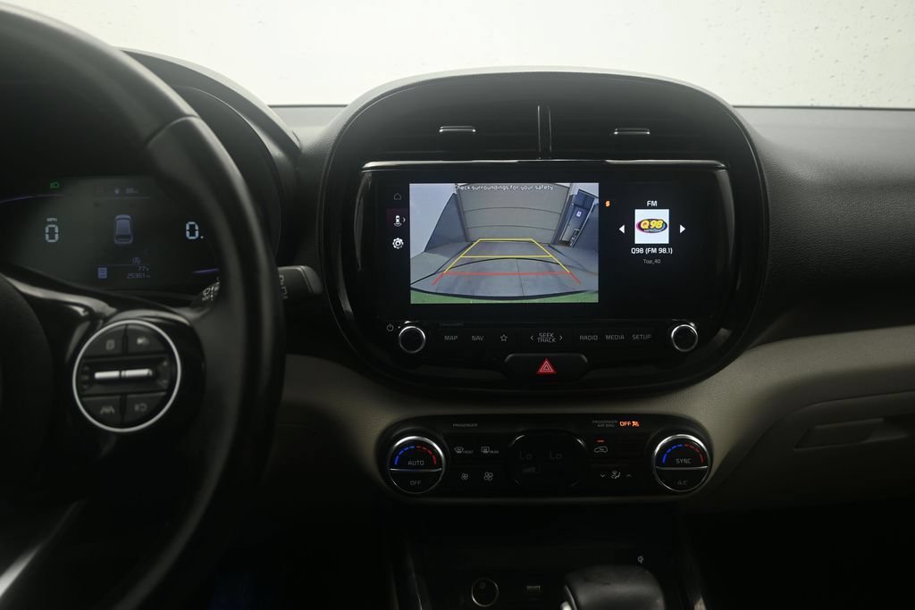 Used 2023 Kia Soul EX FWD image 25
