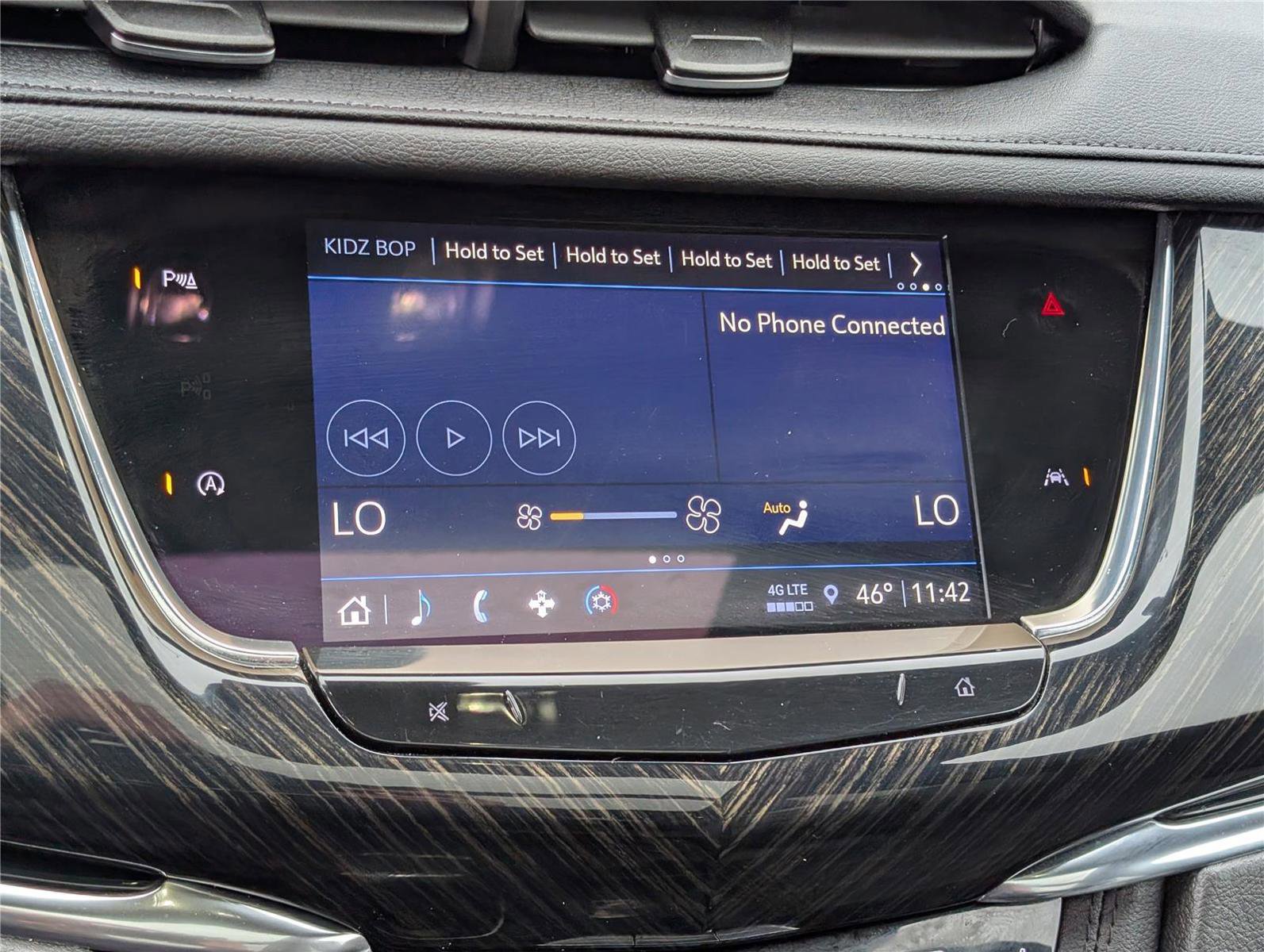 Used 2022 Cadillac XT6 Premium Luxury image 30