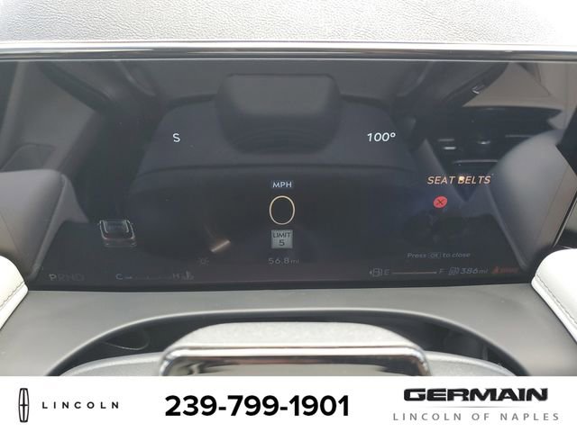 New 2025 Lincoln Aviator AWD w/ Equipment Group 101A image 24